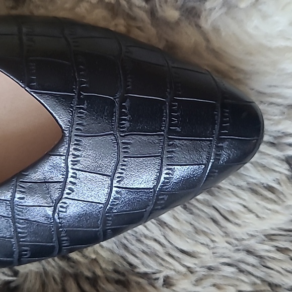 Ladies Flats - Picture 4 of 4